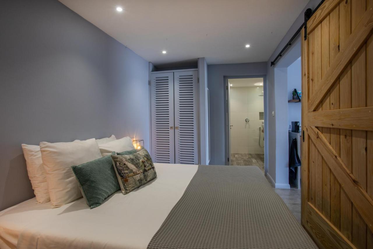 Indigo Apartments & Suites - 'Adults Only' Jan Thiel المظهر الخارجي الصورة